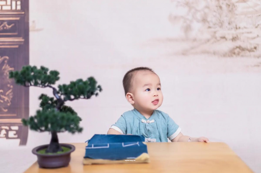 哪里可以供卵代生孩子满月宝宝放屁臭